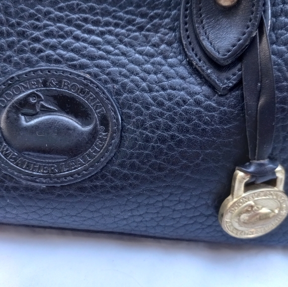 Dooney & Bourke - Picture 4 of 7